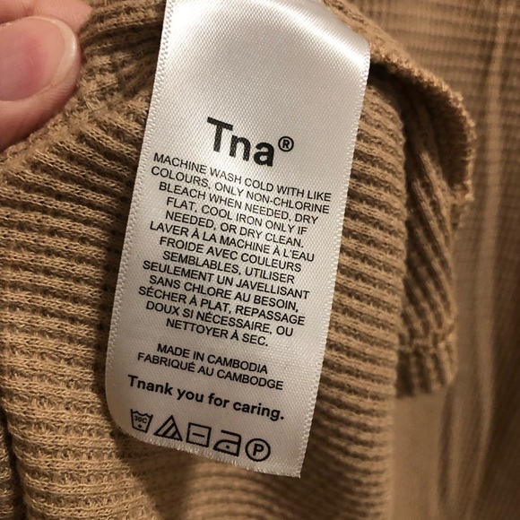 Tna Short Sleeve Beige Top EUC - Picture 9 of 12